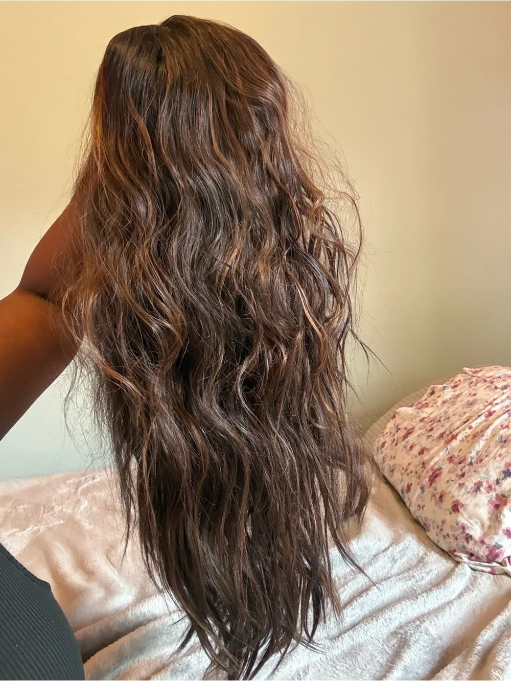 Long Wavy Dark Brown Hair Extensions – Brown Highlights